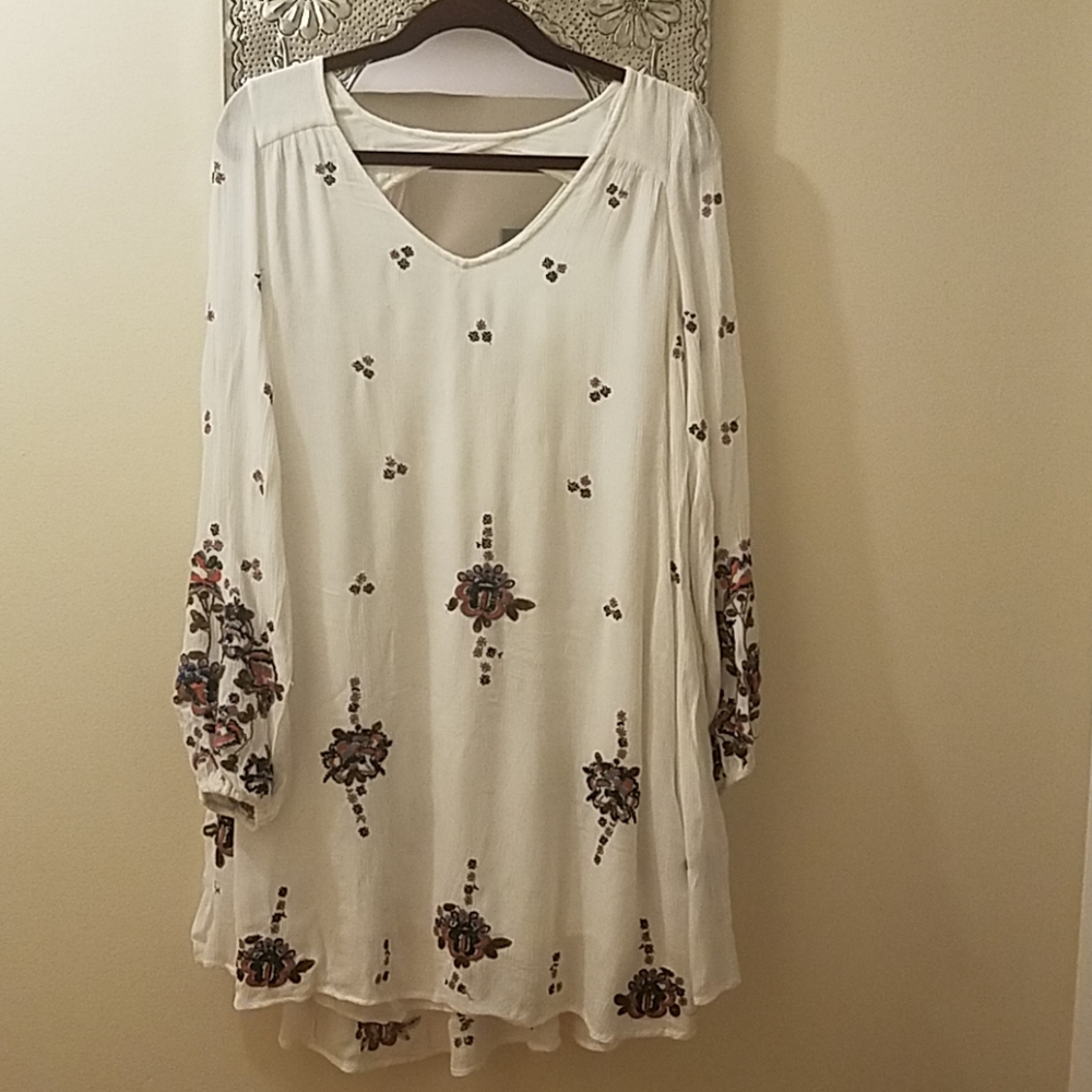 Free People White Floral Bohemian Dress M
